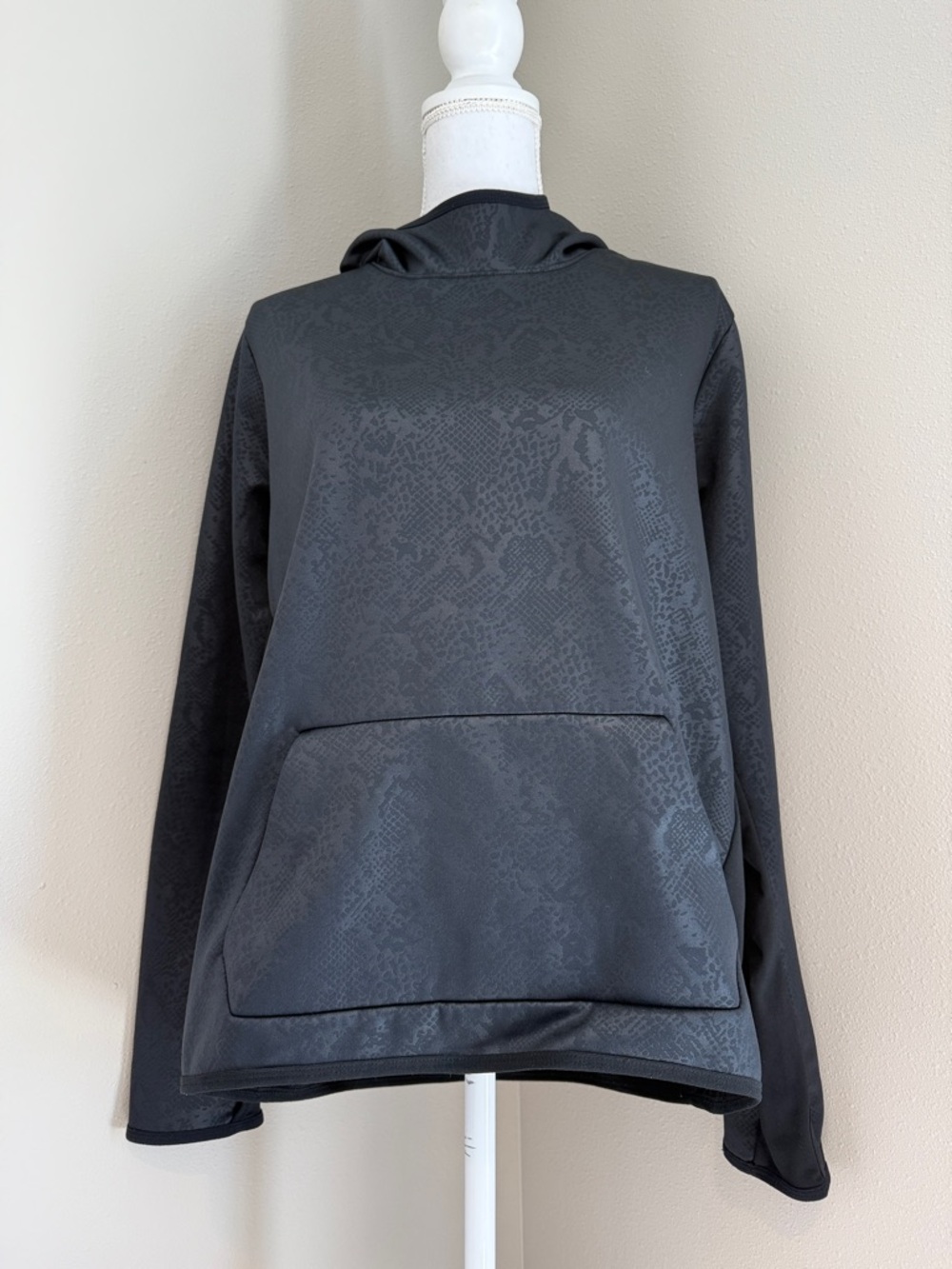 Nike | Python Print Therma-Fit Pullover Hoodie | Black | XL